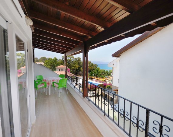 Terrace Daire, Deniz Manzaralı (No.6)